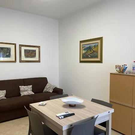 Domus Atenea Apartmán *
